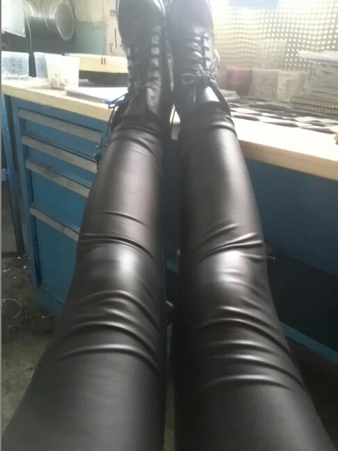 East Knitting Fashion Black Womens Leggings Stretch Leather Sexy High Waist Pants S/M/L 4 Size 1 pair Retail Женская одежда