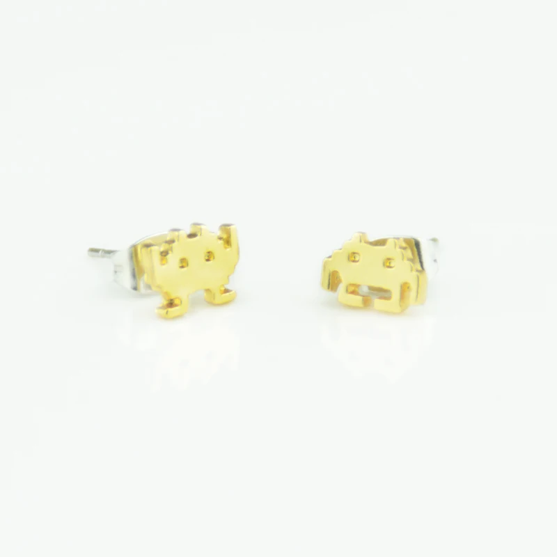 1 пара крошечные милые космические захватчики серьги гвоздики Необычные