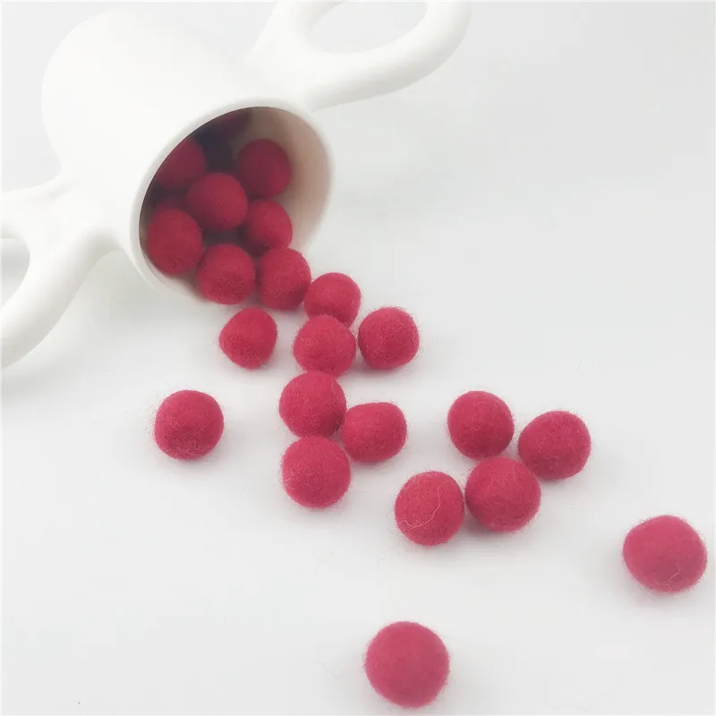Шарики из шерсти и фетра 2 см/30 шт.|felt balls|wool felt ballsbeads christmas |