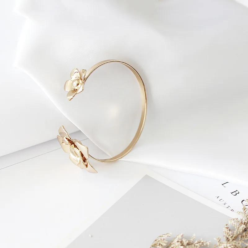 European and American Fashion Flowers Metal Stainless Steel Chain Bracelet Women's Valentine's Day Party Gifts | Украшения и