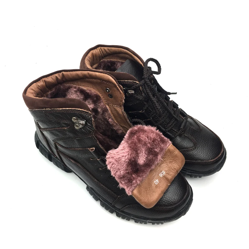 Мужские теплые ботинки из натуральной кожи черные водонепроницаемые в двух