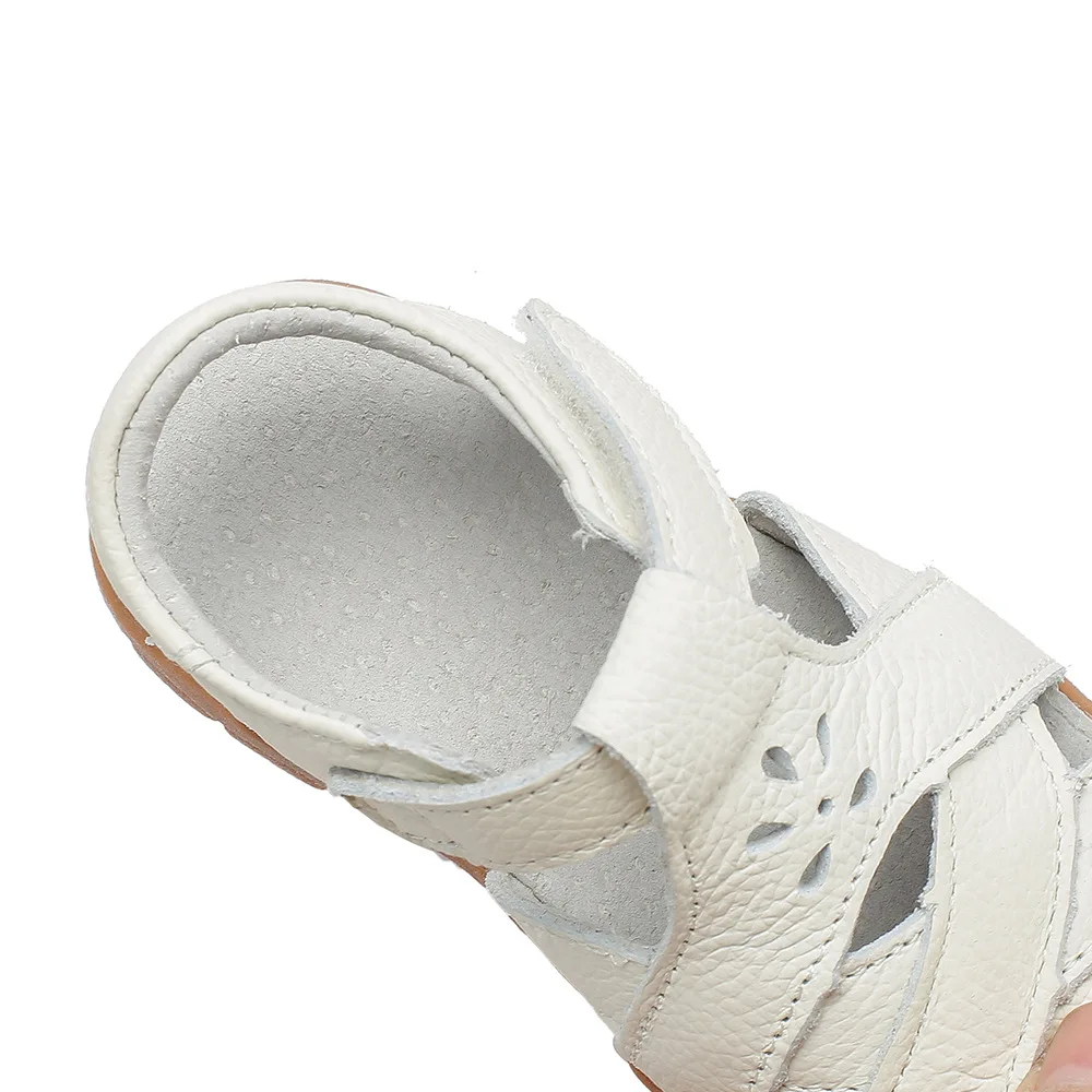 Лето 2018 для маленьких девочек Натуральная кожаные сандалии гладиаторы маленький