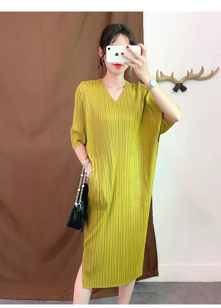 Miyake fold платье с v-образным вырезом летнее Новое свободное платье плюс размер рукав летучая мышь Плиссированное женское платье sanzhai