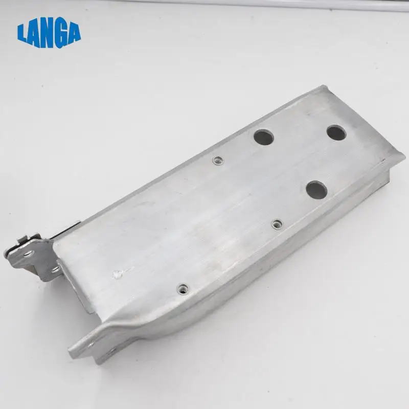 51117266191 Подходит для BMW 1 2 3 серии F30 полоса бампера переднего верхний кронштейн