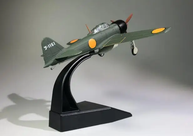 Редкое специальное предложение 1: 72 японский истребитель Зеро модель во время