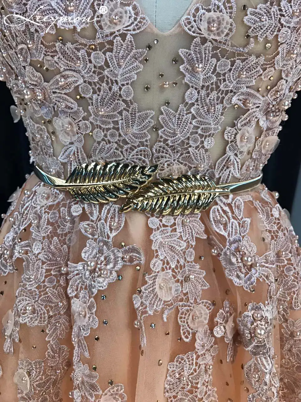 Настоящее сексуальное кружевное платье с аппликацией длинное для выпускного