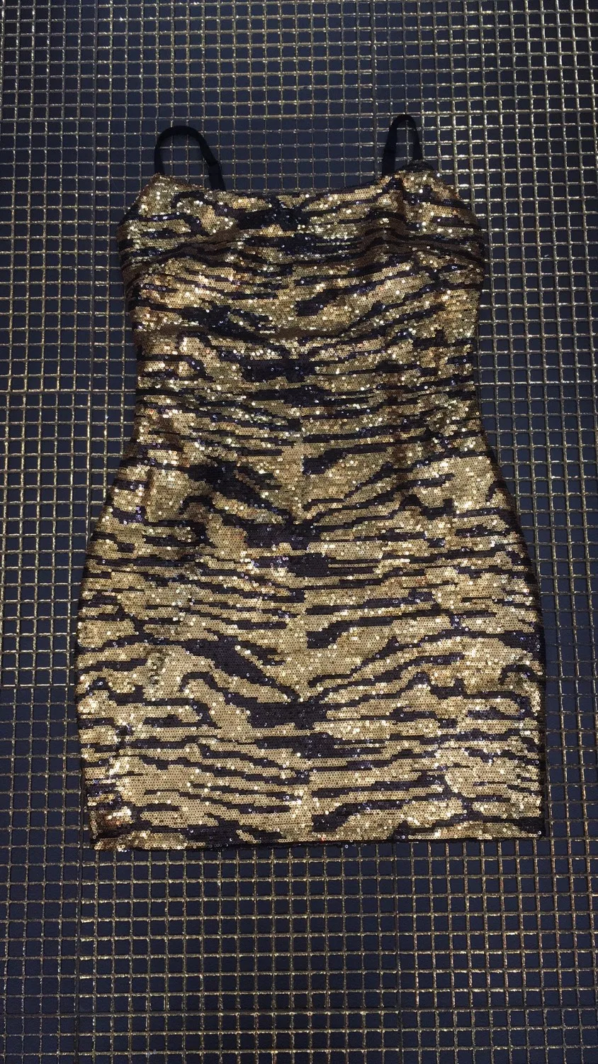 Леопардовое модное платье сексуальное женское на бретельках с v образным вырезом