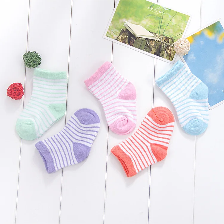 Новые милые хлопковые детские носки карамельных цветов в полоску дышащие