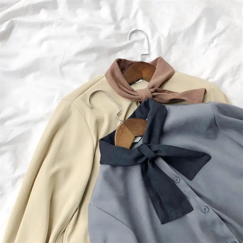 

2019 new arrival hot sale women's spring autumn corduroy lantern sleeve fashion blouses ladies casual bow shirts 2 colors