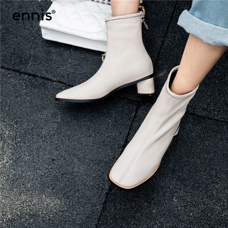 ENNIS/; Модные ботильоны; женские ботинки из натуральной кожи; обувь с круглым носком; ботинки из мягкой кожи; женские осенние повседневные ботинки; A951