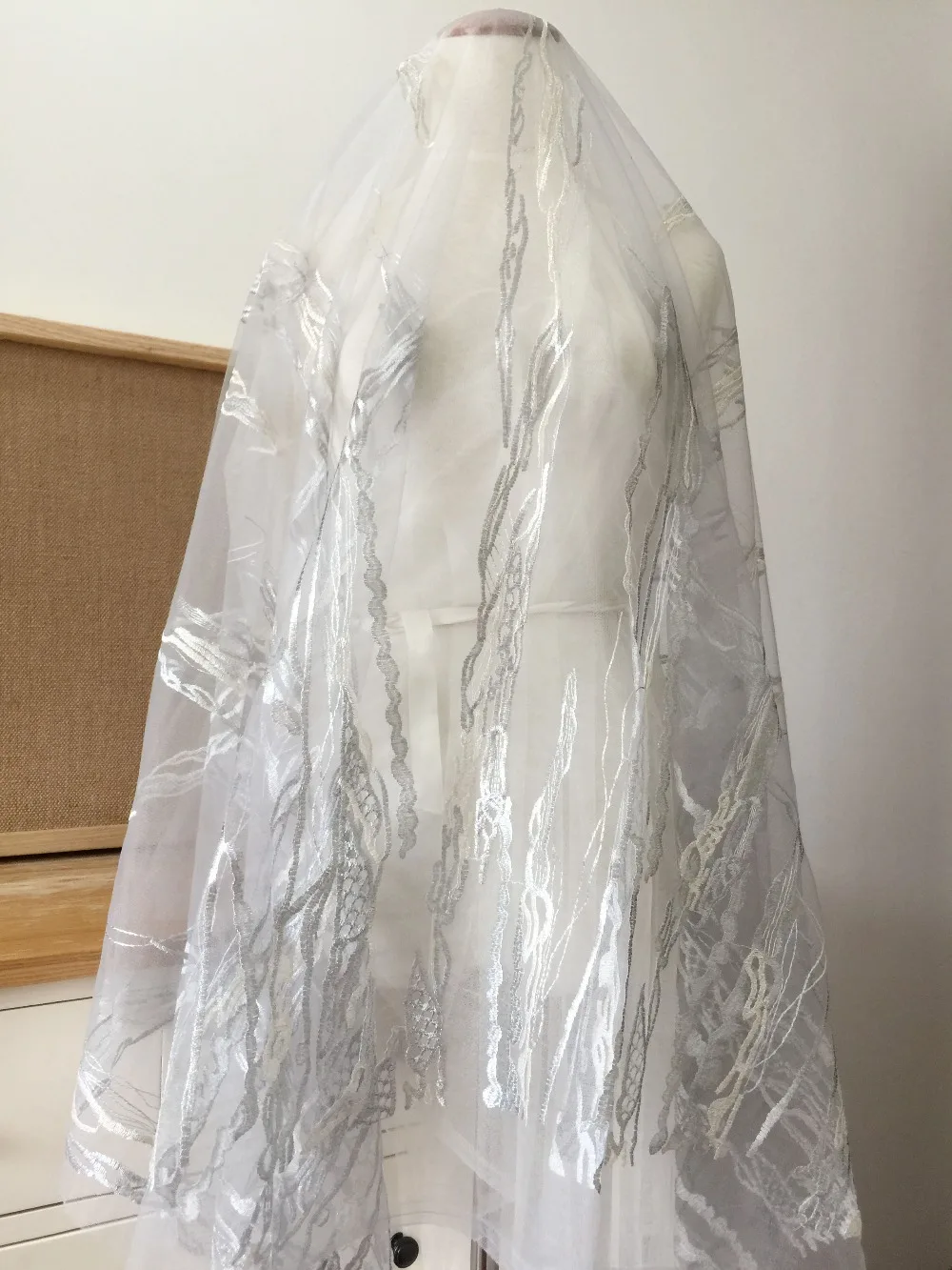 5 ярдов изящная мягкая Тюлевая линия вышивка кружевная ткань серого цвета для