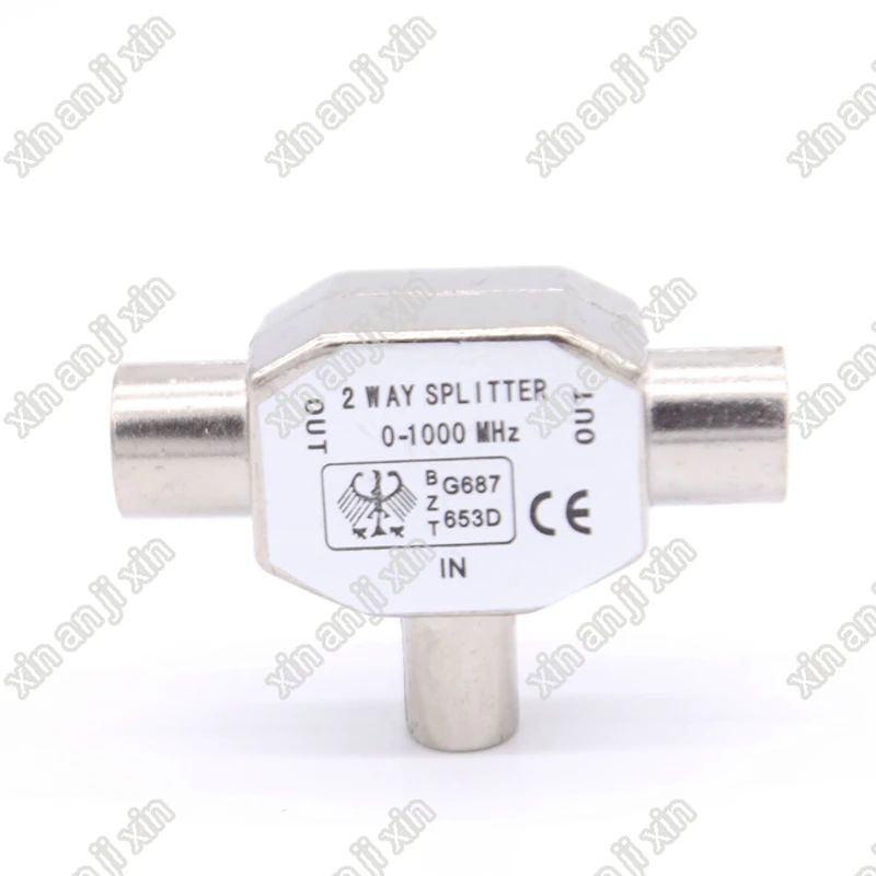 Цифровой ТВ 3 way В комплект поставки входит адаптер IEC PAL Женский Два двойных male|female