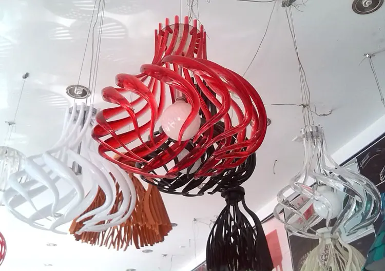 

Designer lighting chandelier Nordic acrylic art pendant lamp learning shop hotel red / white / black chandelier LU621 ZL135 YM