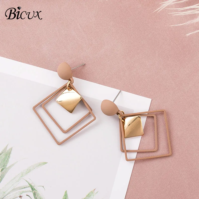 Brown 5 BICUX, винтажные акриловые серьги-капли для женщин,, модные ювелирные изделия, корейские Металлические геометрические золотые Висячие висячие серьги - Окраска металла: Brown 5