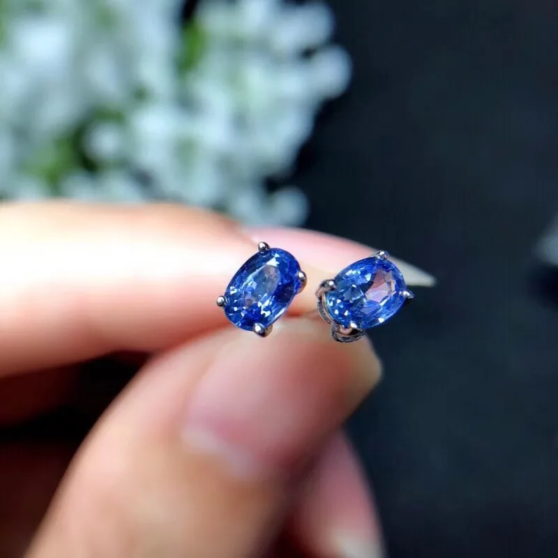Natural Sri Lanka Sapphire Ear Nails Simple and Delicate Bright Blue 925 Pure Silver | Pendants