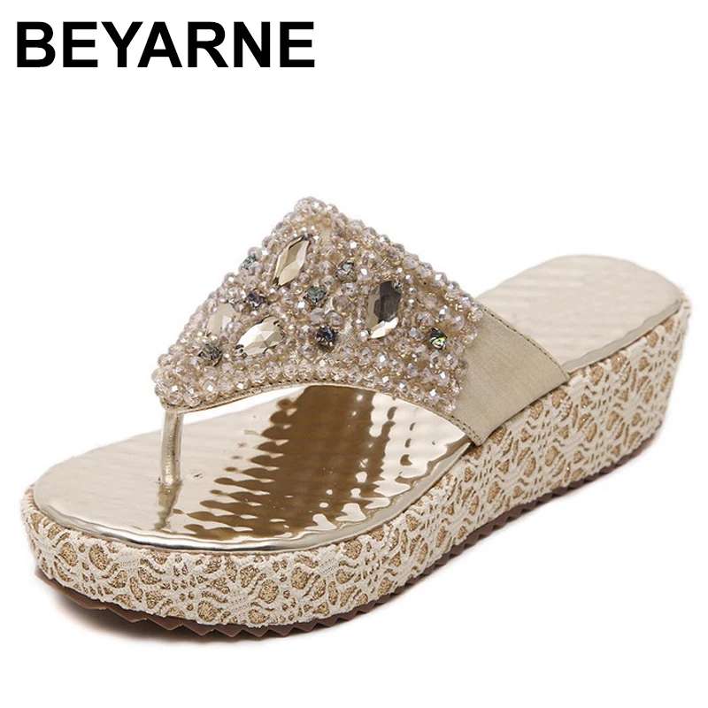 BEYARNE-Zapatillas con diamantes antideslizantes para mujer, sandalias cómodas con pinza grande para playa, para verano
