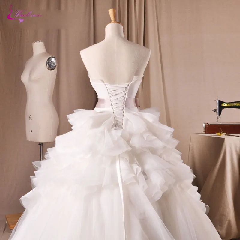 

Waulizane Tiered Silky Organza Ball Gown Wedding Dress Strapless Beaded Pleats Bow Sashes Court Train Lace Up Bridal Gowns