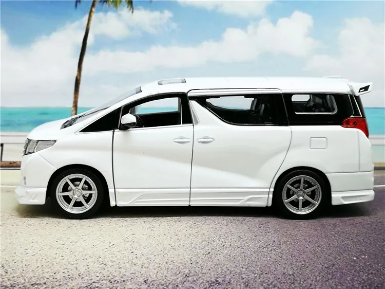 Высокая симитация 1:32 Toyota Alphard MPV модель из сплава Модель автомобиля 4 открыть дверь со звуком светильник детские игрушки