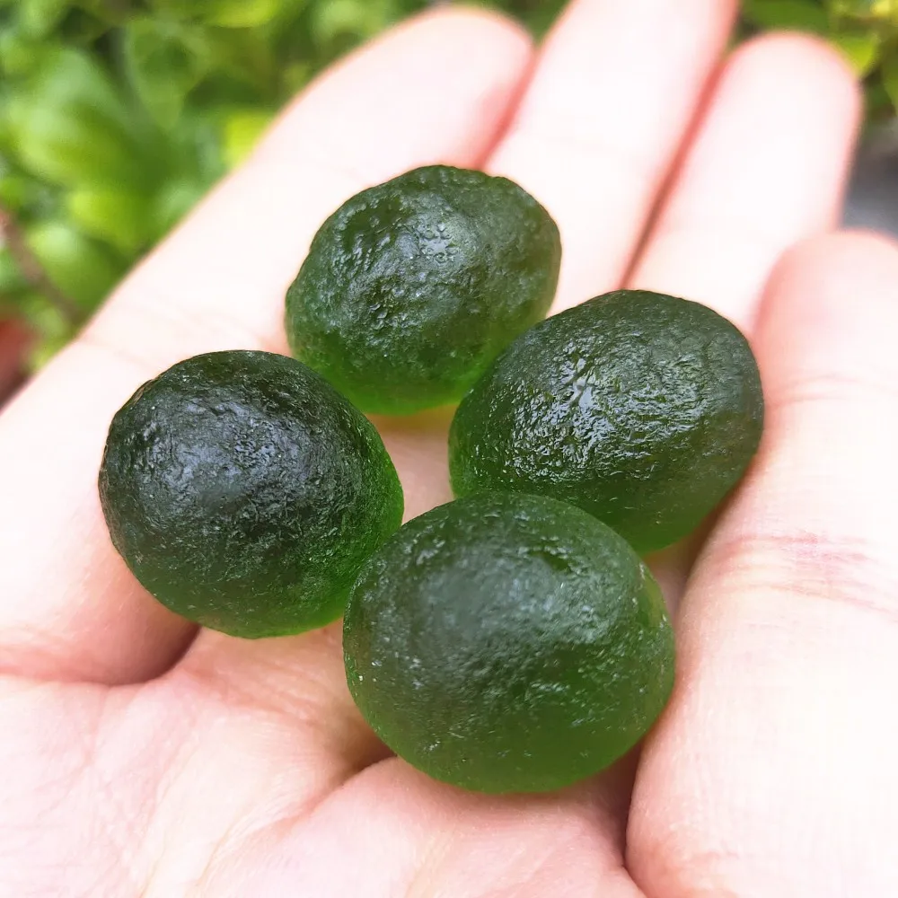 4 шт. зеленый метеорит драгоценный камень MOLDAVITE стекло Чешский осенний