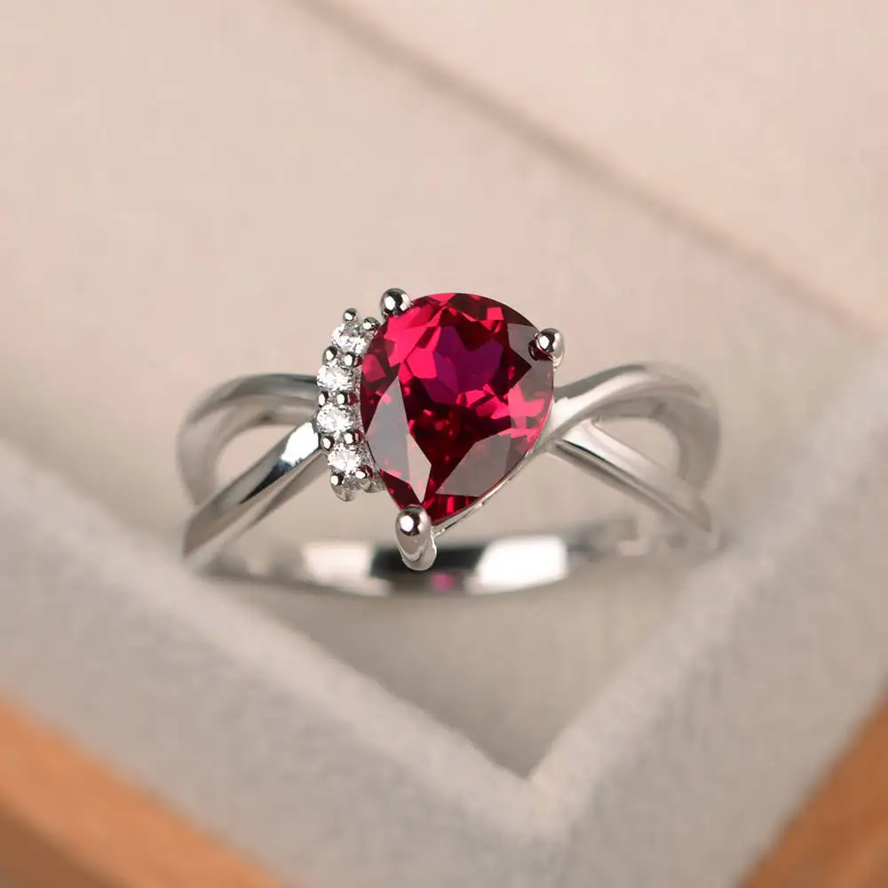 

Clearance vintage heart Rings for women New trendy retro cubic Zirconia Ring classic copper Rings male female engagment ring