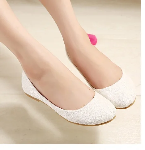 Недорогие женские свадебные туфли в китайском стиле украшенные кружевом цветами