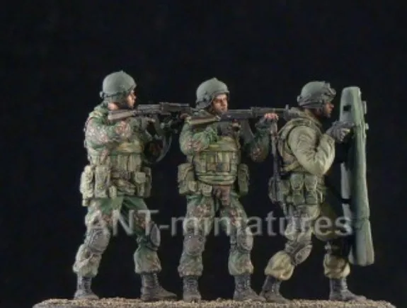 Масштабные модели 1/35 года современные российские военные бунты три группы