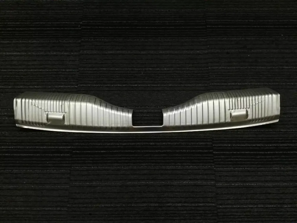 

steel rear trunk scuff plate doorsill pedal Threshold bar trim for Chevrolet Cruze 2016 2017