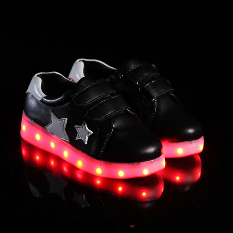светящиеся кроссовки со светящейся подошвой для мальчика светодиод детская