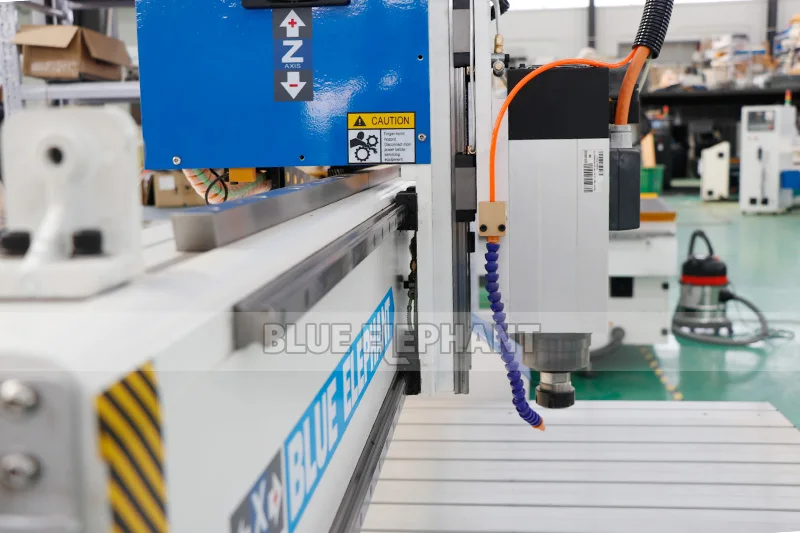 Обслуживание продаж при условии 1325 3 оси древесины CNC маршрутизатор машина для