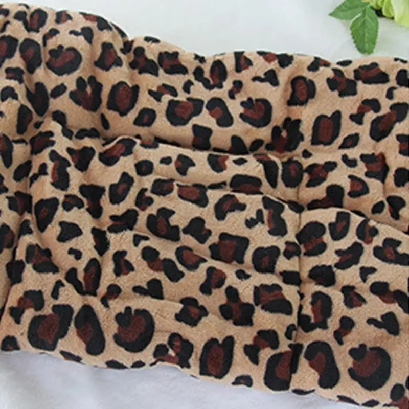 leopard Зимняя Милая подушка для питомца, коврик для собаки, теплый Звездный принт, щенок, матрас из флиса, маленькое одеяло для собак, кровать для кошки, коврик 50*32 см - Цвет: leopard