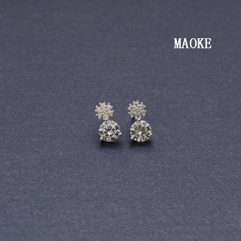 

Promotions Temperament Ladies Inlaid Zircon Round Geometric Ladies 925 White Fungus Nails Fashion Jewelry for Women's Gifts