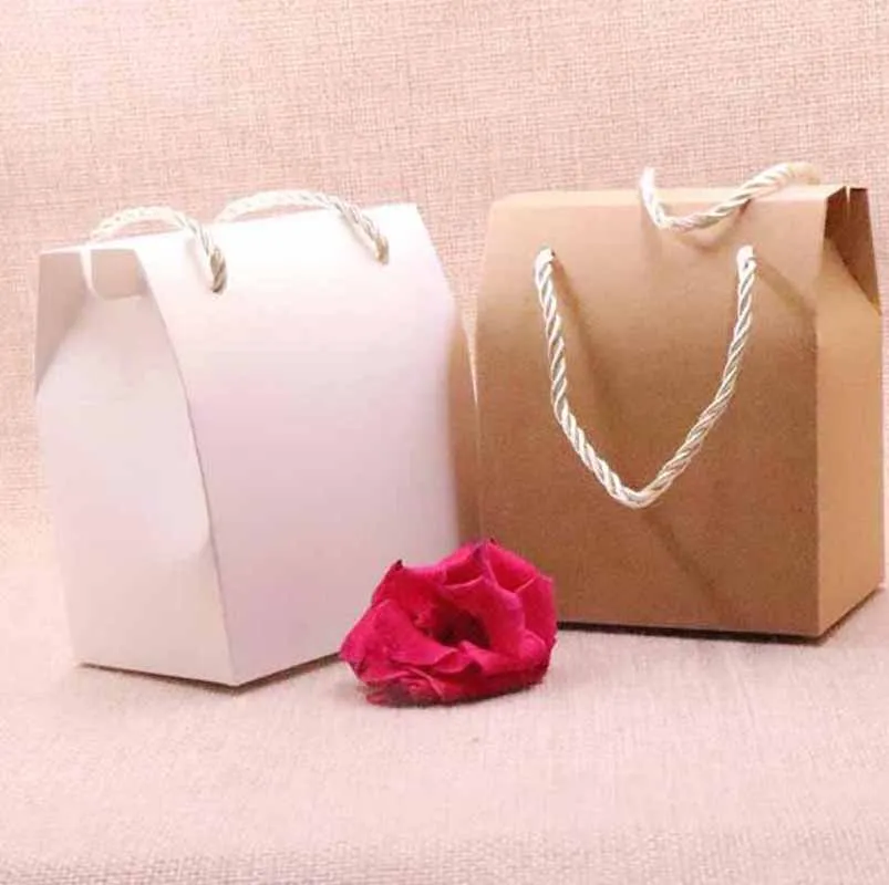 

50pcs 2018 hot sale New DIY Candy Box Gift BOX 6Colours Wedding Favourate Box For Card Cookies 8.9x10.5x6.7cm Wedding Cake Box