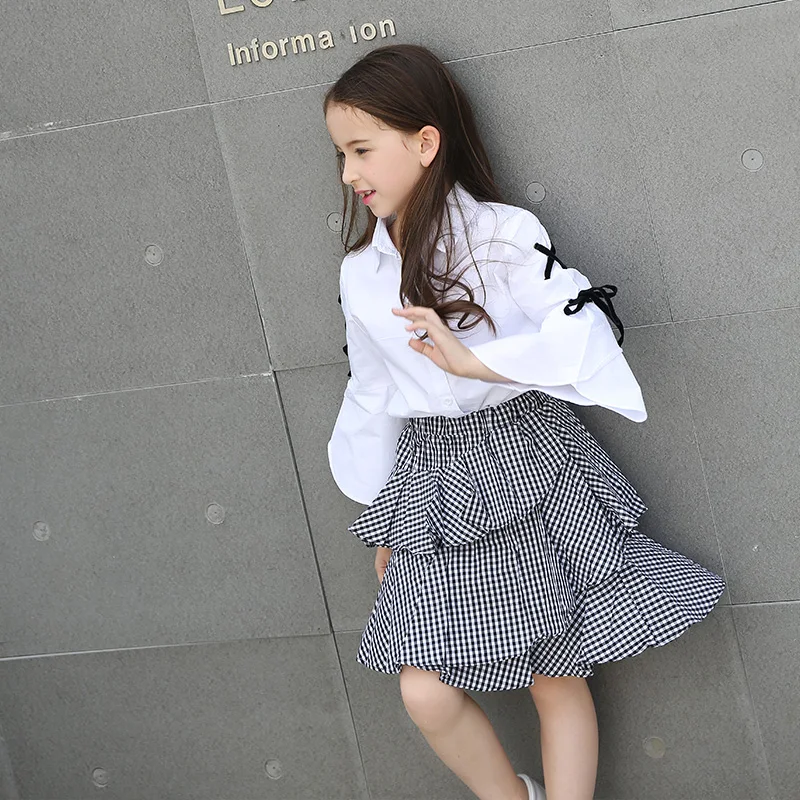 Летняя белая блузка для девочек рубашка хлопковая с рукавами пагода + черная