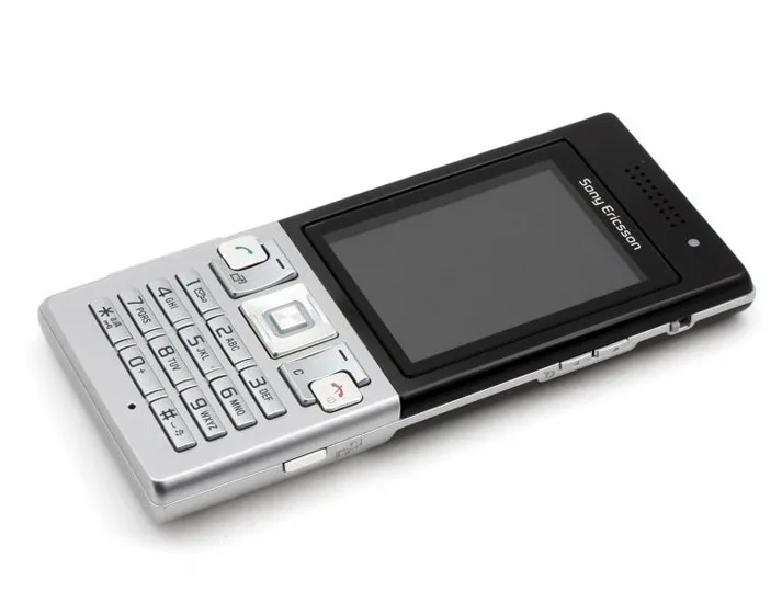 Unlokced sony Ericsson T700 мобильный телефон 3g Bluetooth 3.15MP камера FM разблокированный сотовый телефон