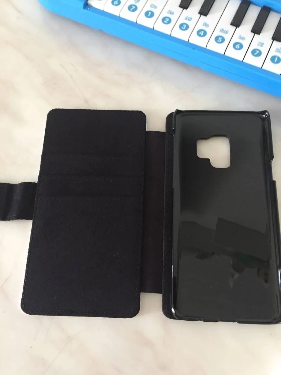 Чехол-книжка для Samsung S9 Plus с магнитом и отделениями карт | Мобильные телефоны