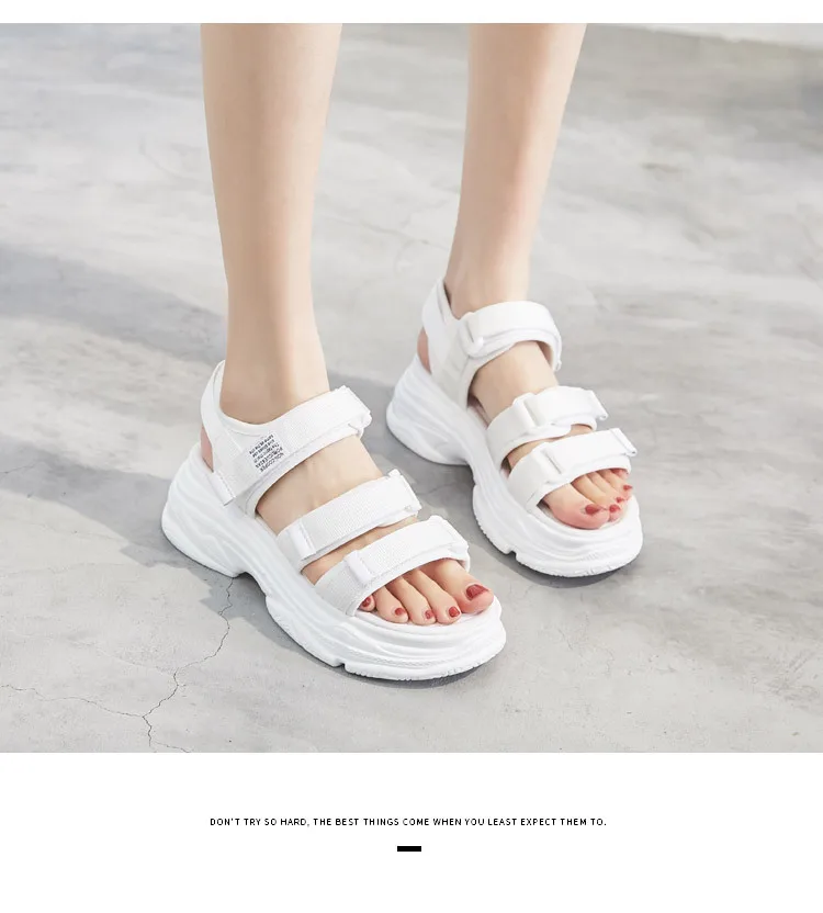 Новинка лета 2019 женские модные пляжные сандалии на толстой подошве с рифленой