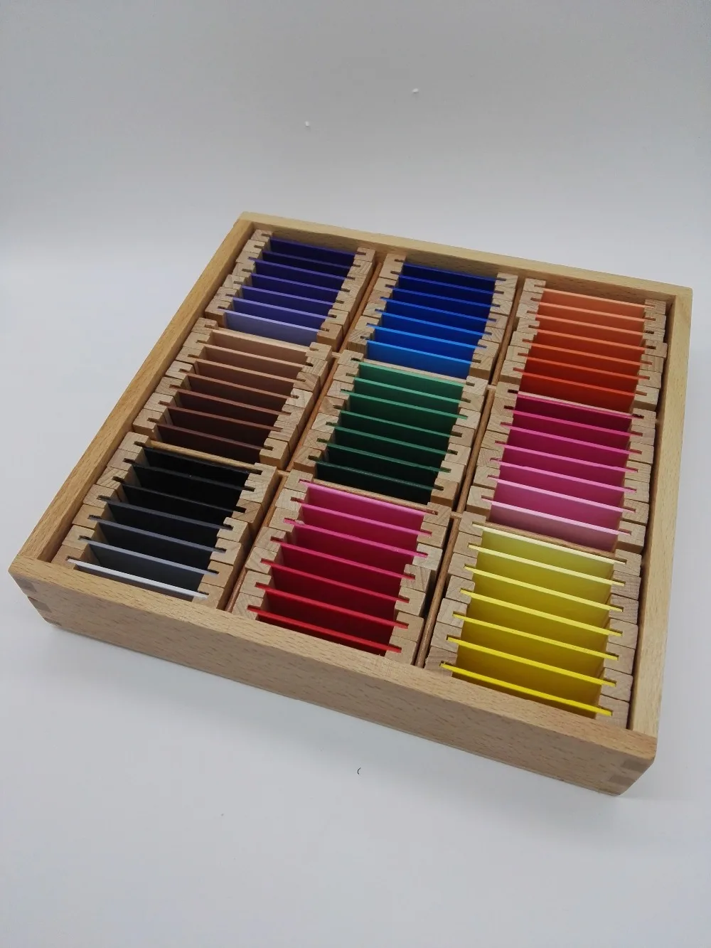 Деревянная детская игрушка Монтессори деревянная цветная коробка для планшета
