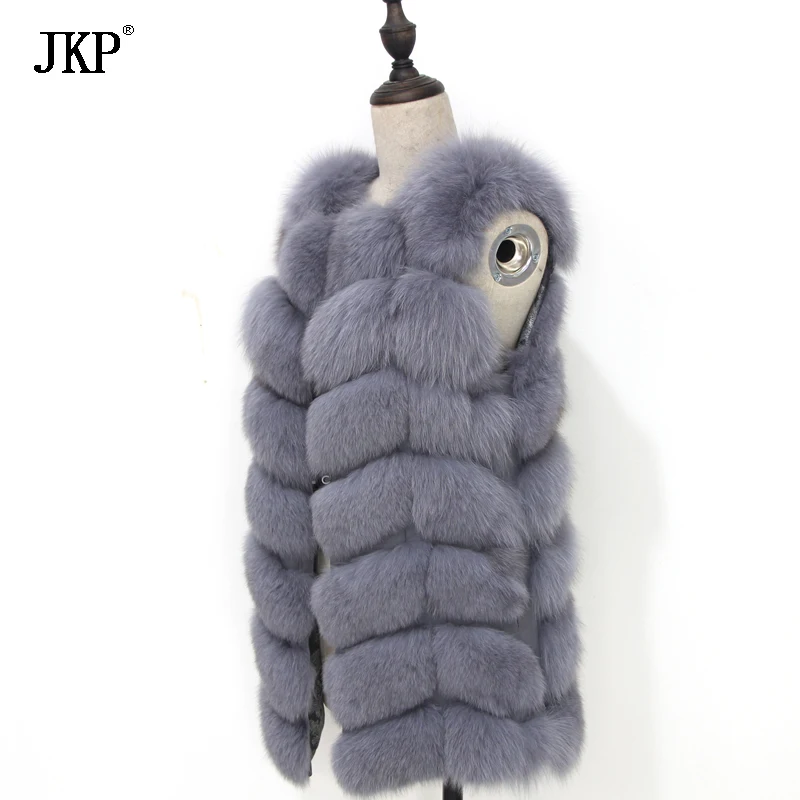 2021 the new hot sell 100% real fox fur vests, the natural fox fur vest, the fox fox fur vest, the winter high-quality coat. enlarge
