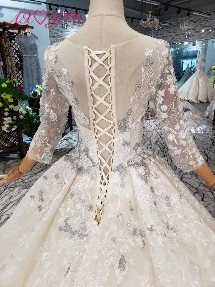

AXJFU Luxury princess champagne lace vintage o neck beading grey flower half sleeve bride tail wedding dress 100% real photo 899