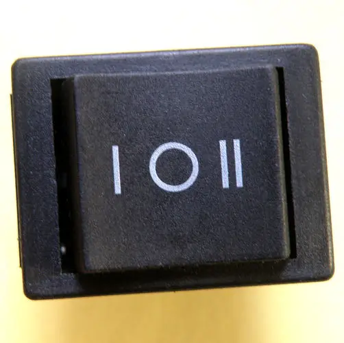 Трехходовой переключатель 20 А 0-250 В вперед назад и стоп для двигателя 6 контактов