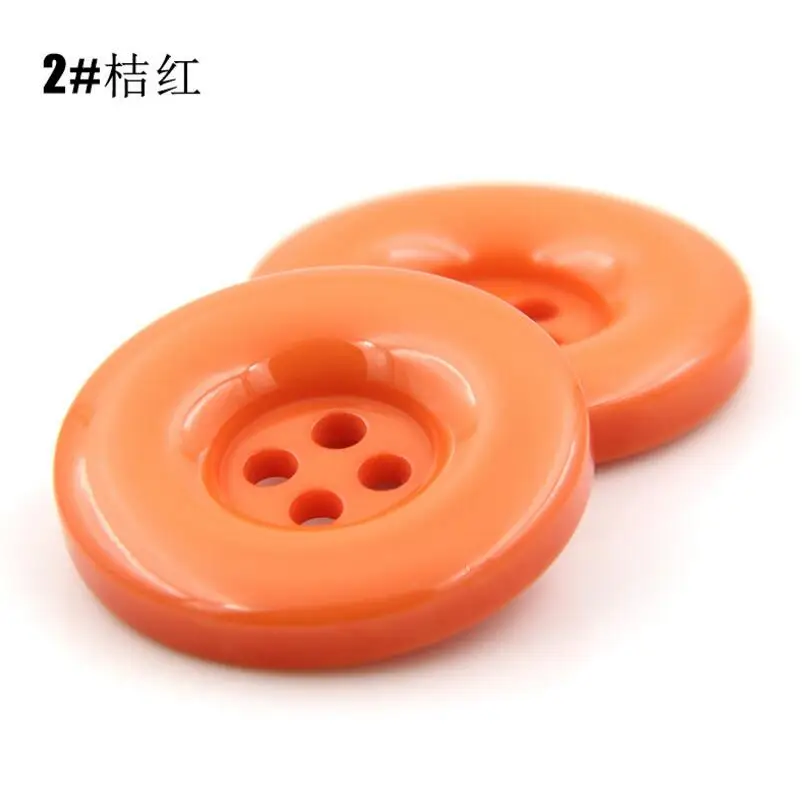 Пластиковые круглые полимерные пуговицы с 4 отверстиями черные белые для шитья