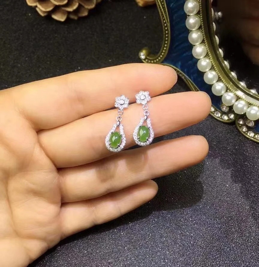 

Fashion Plum blossom natural green jasper drop earrings Natural gem stone earrings 925 silver female earrings party gift jewelry