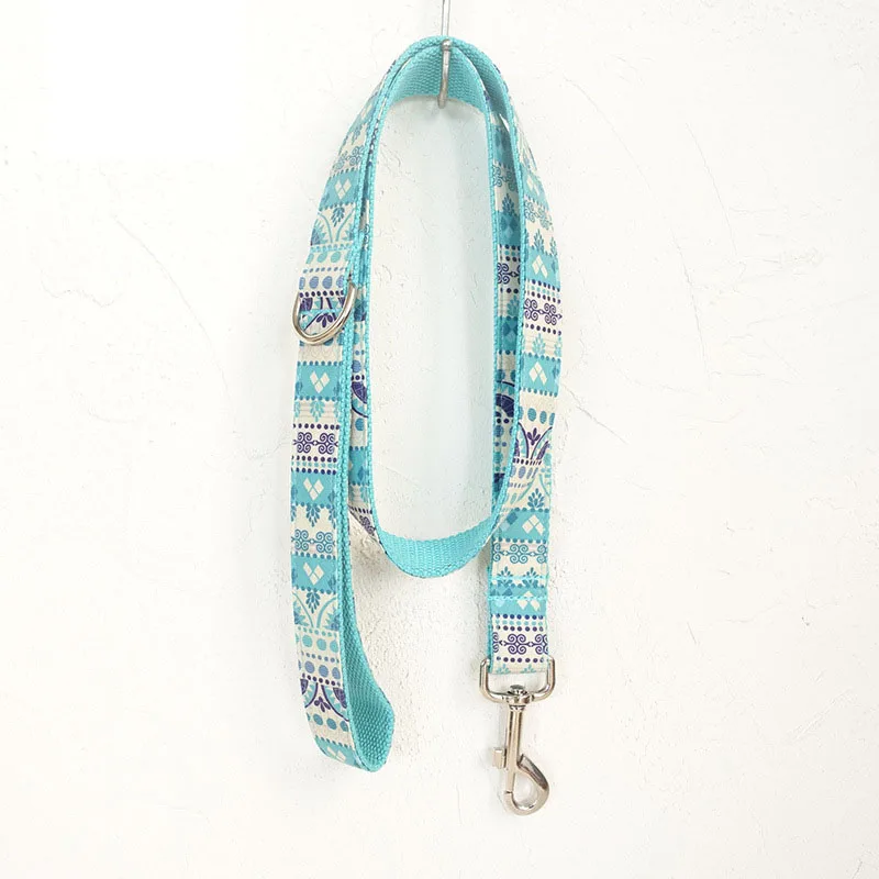 

Dog Leash and Collar Set with Bow Tie Pretty Rose Floral Metal Buckle Cat Collar and Dog Leash Pet Accessories PC611