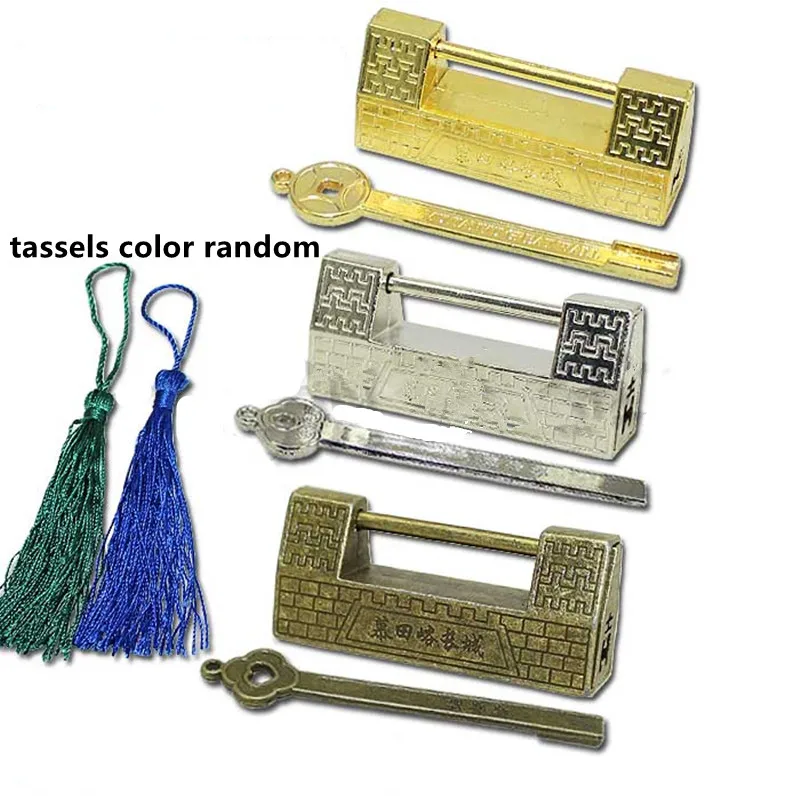 

1Pc Vintage Antique Old Lock Retro Great Wall Padlock Jewelry Wooden Box Padlock Lock for Suitcase Drawer Cabinet With Tassels
