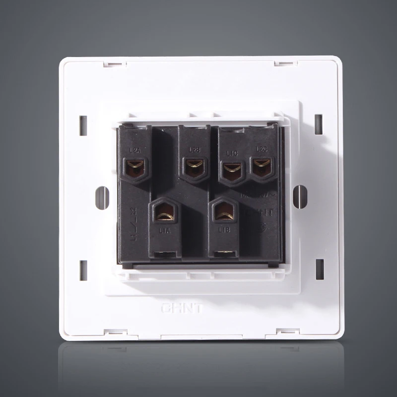 Предохранительная панель переключателя CHINT NEW7L со стальной рамой тройная три