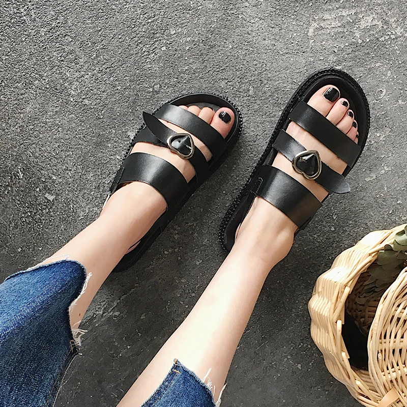 

Classic Sandals Women Shoes Summer Slippers Women Heart Shape Black Flat Platform Shoes Woman Beach Shoes Non-Slip Buty Damskie