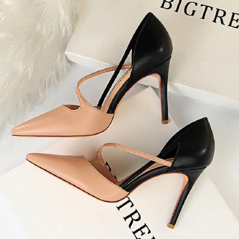 Женские тонкие туфли на высоком каблуке яркие цвета с закрытым острым носком