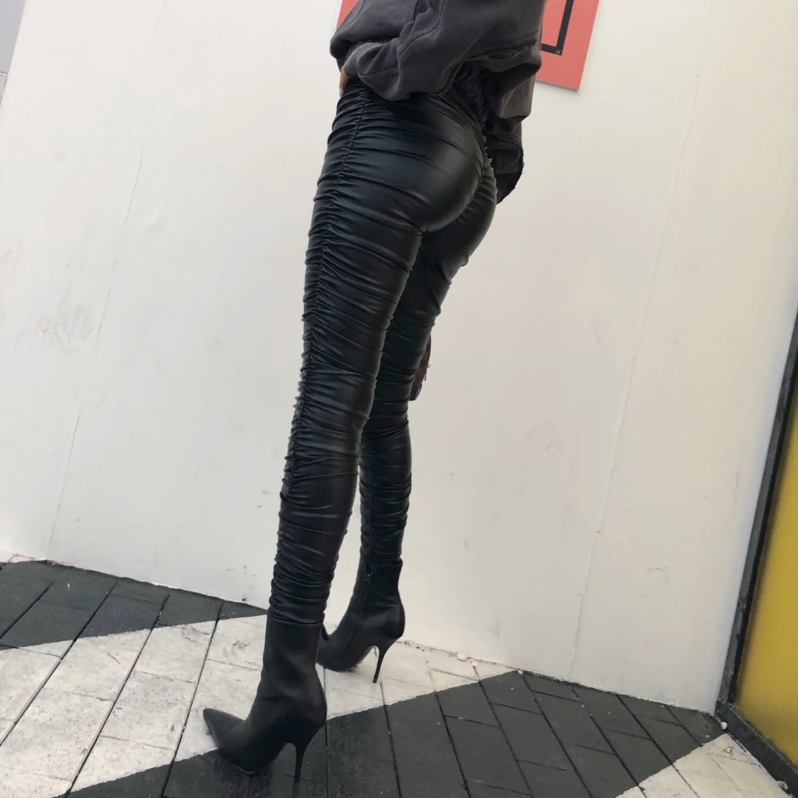 2020 Vadim Promotion Faux Leather Regular Pleated New Women's Trousers Street Dress Full Pleats Large Elastic Pu Pants Women