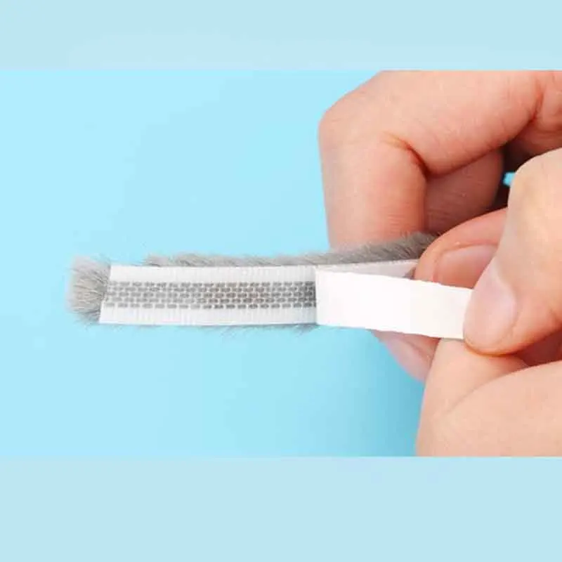 Самоклеящаяся щетка для снятия изоляции окон и дверей 7 мм х 8 мм|seal brush|door window