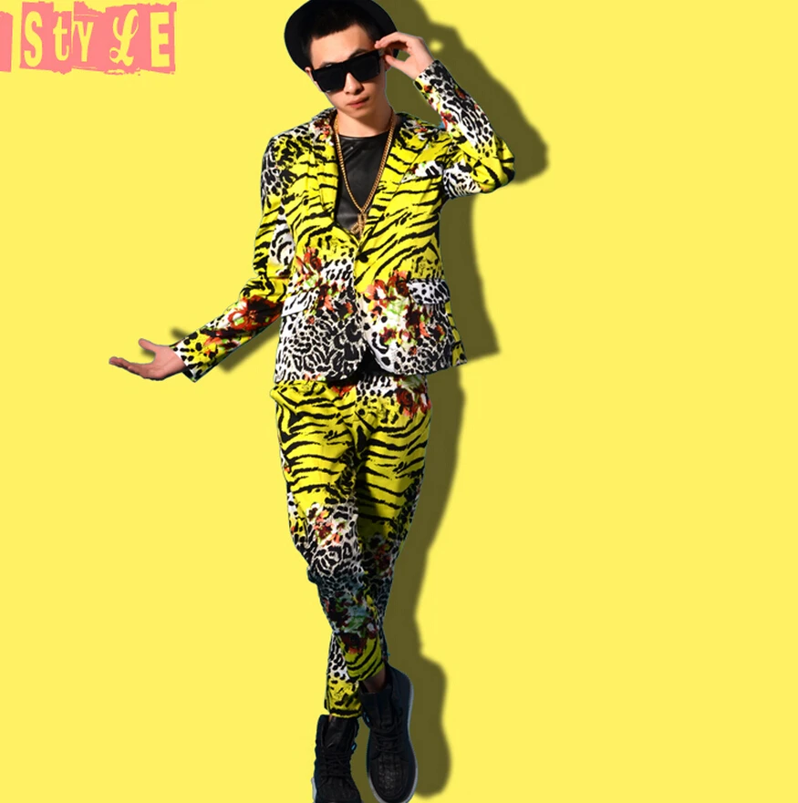 

Hot 2021 Men's New Fashion Leopard Zebra Suit Male Singer Stage Costumes Comfortable Dress Plus Size Performance Mens Clothing